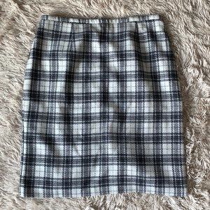 PLAID SKIRT